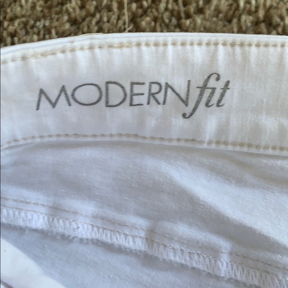 Ann Taylor White Jeans - Picture 2 of 4